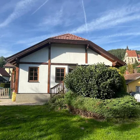 Ferienhaus Haus Am Fluss Kirchberg am Wechsel