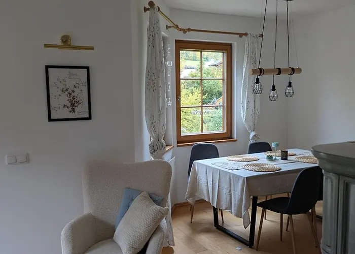 Haus Am Fluss * Kirchberg am Wechsel